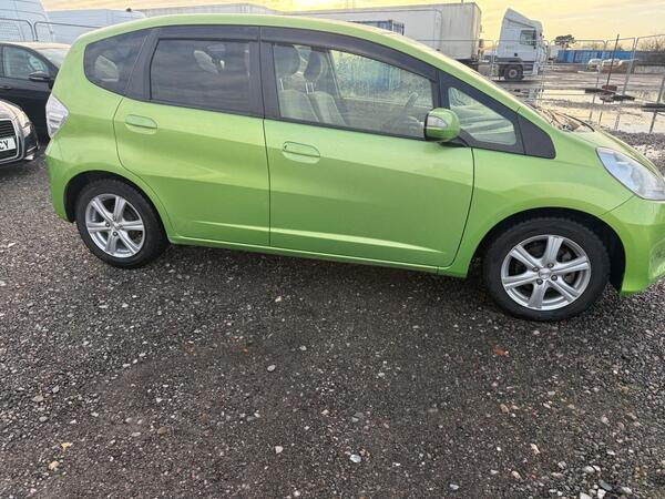 Honda Fit view 3